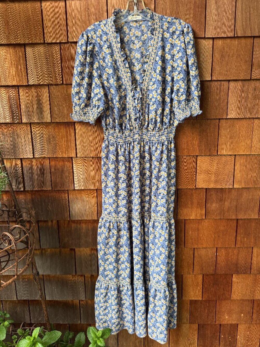 Max Studio Blue and White Floral Ruffle Short Sleeve Tiered Maxi Dress - Large